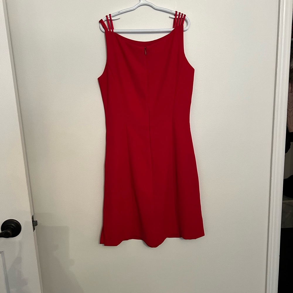Elegant Red Sleeveless Dress